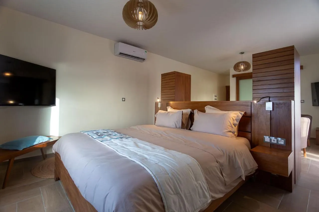 דקר Hotel La Madrague 3*,  סנגל