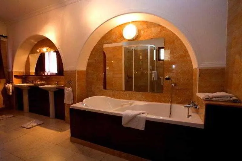Hotel La Madrague Dakar 3*,